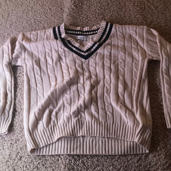 Hooked up white sweater - Picture 1 of 2